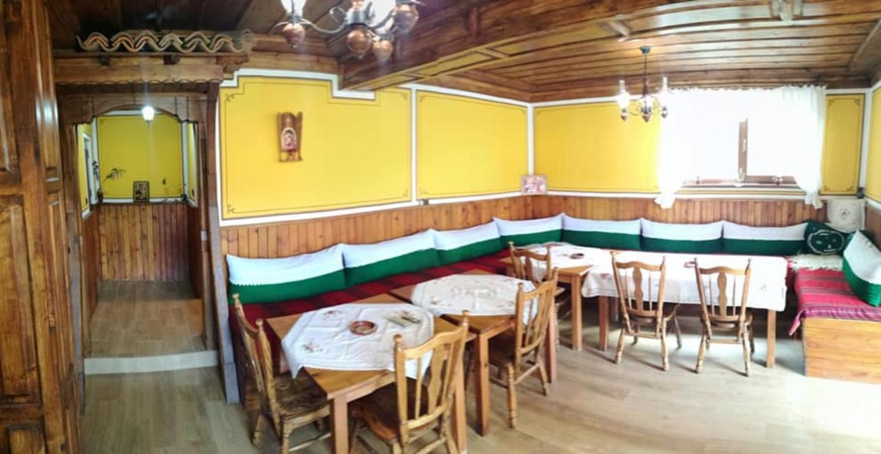Радкината Къща Hotel Koprivshtitsa Exterior photo